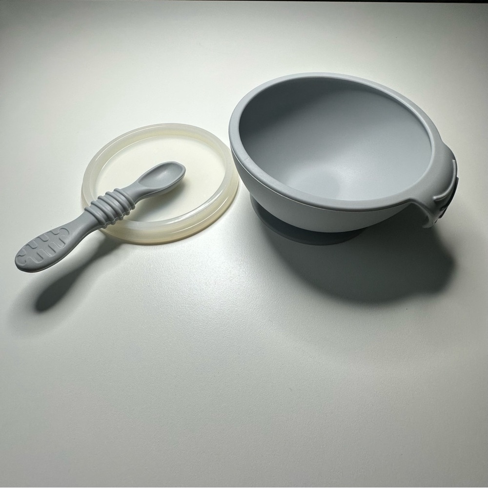 Bumkins Gray Baby Silicon First Feeding Set with Bowl, Lid, and Spoon